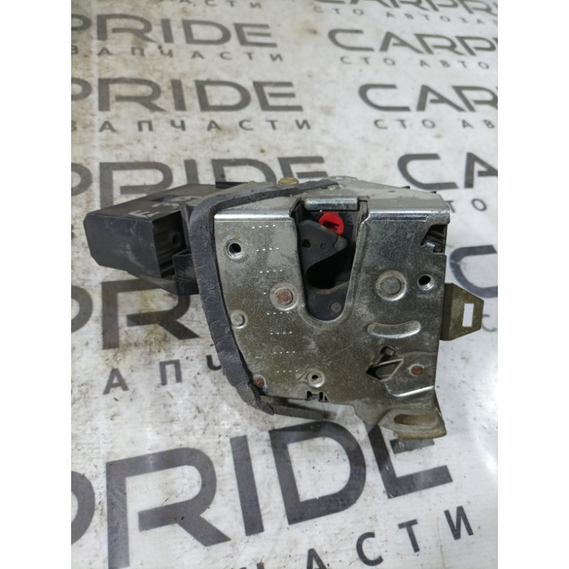 Замок двери (кузов и элементы) BMW 5-series E39 8166245