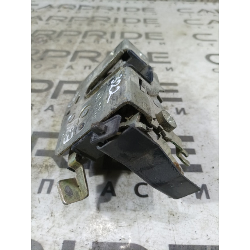 Замок дверей (кузов і елементи) BMW 5-series E34 51221944322