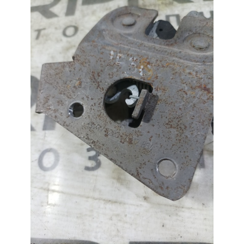 Замок сиденья (салон) BMW 3-series F30 2013 N26B20 52207112864