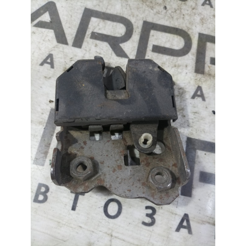 Замок сиденья (салон) BMW 3-series E46 52208209035