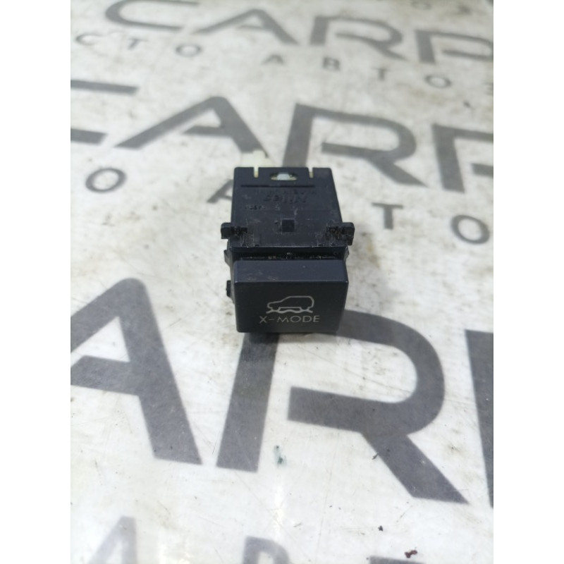 Кнопка включения полного привода (электрика / кнопки) Subaru Outback BS 2016 2.5 83211AL00A