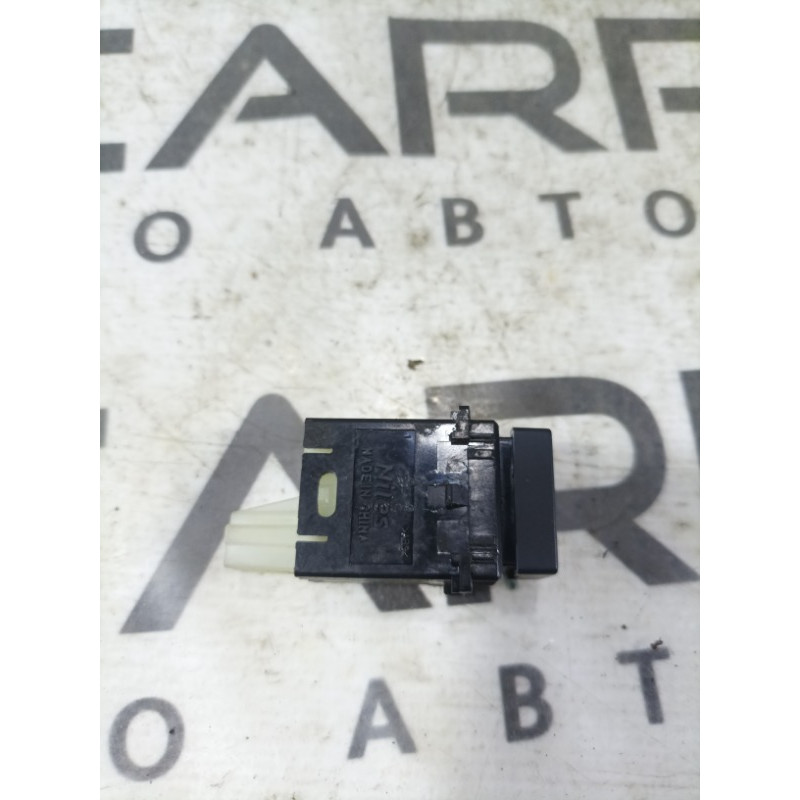 Кнопка включения полного привода (электрика / кнопки) Subaru Outback BS 2016 2.5 83211AL00A