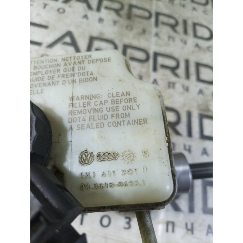 Главный тормозной цилиндр (тормозная система) Volkswagen Golf 1K 2.5 1K1614019K