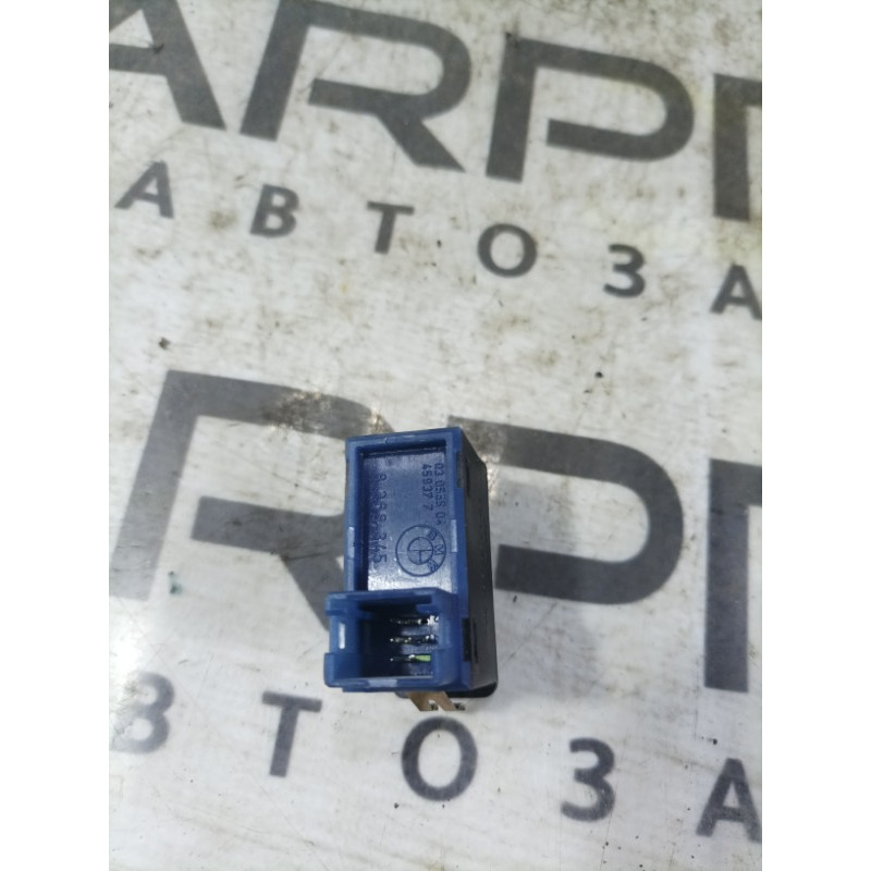 Выключатель ТВ (электрика / кнопки) BMW 7-series E38 61318368345