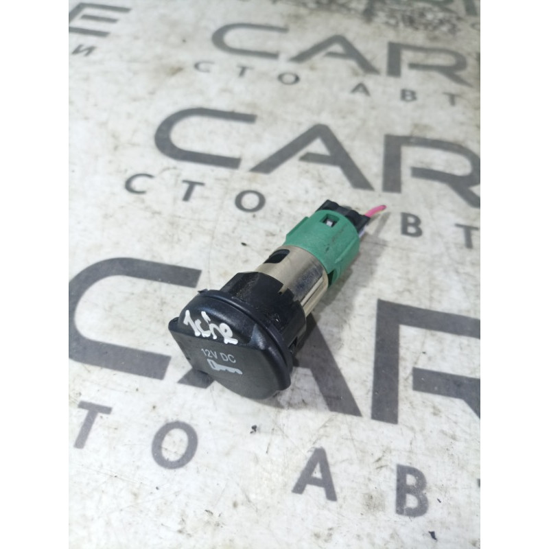 Прикуриватель (электрика) Jeep Cherokee KL 2014 2.4 56046637AA