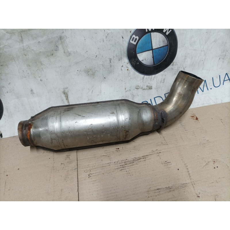 Глушитель (выпускная система) BMW 5-series F10 2013 N63B44 18307578186