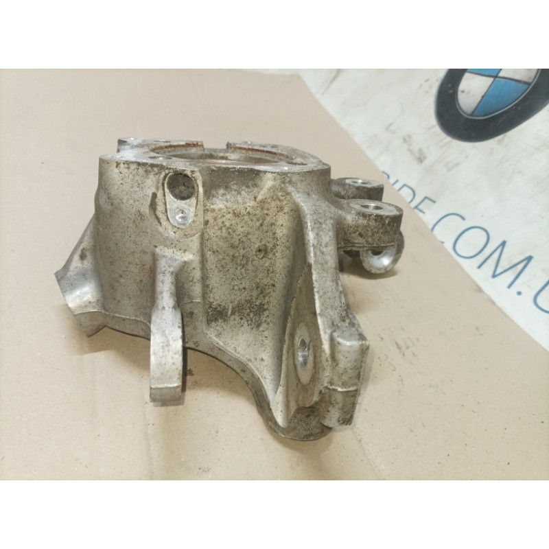 Цапфа подвески (подвеска) BMW 5-series F10 2013 N63B44 33326793770