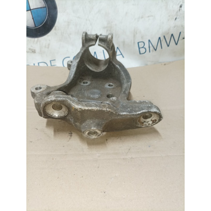 Поворотный кулак (подвеска) BMW 5-series E60 M54b30 31216760953