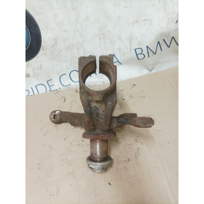 Поворотный кулак (подвеска) BMW 3-series E46 31211096429