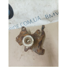 Поворотный кулак