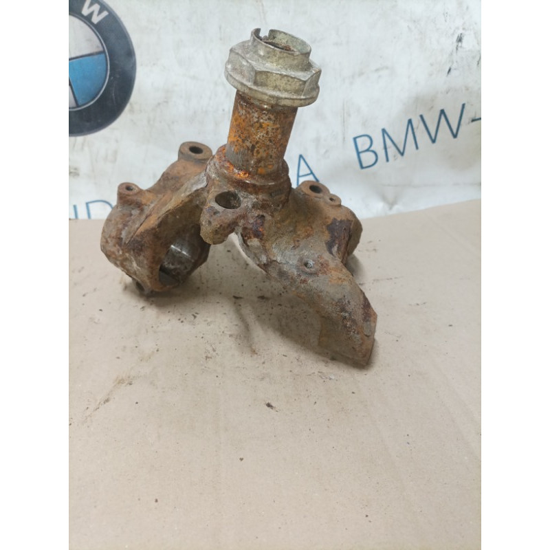 Поворотный кулак (подвеска) BMW 7-series E38 1996 M60B40 31211142085