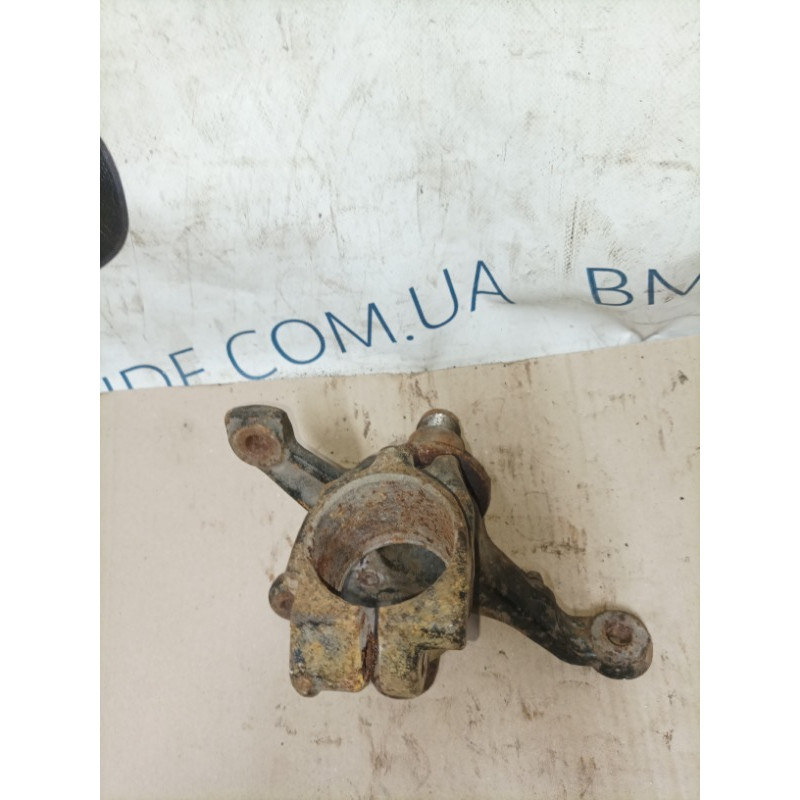 Поворотный кулак (подвеска) BMW 3-series E46 31211096429