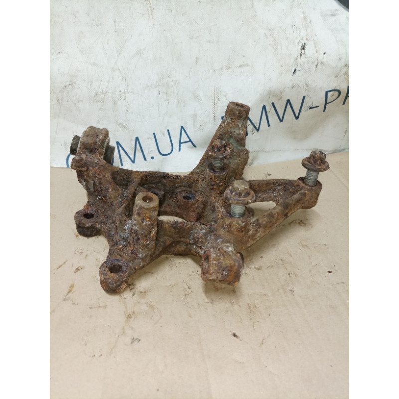 Цапфа подвески (подвеска) Opel Vectra C 2008 2.2 YH 13175129