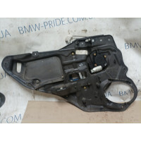 Механізм склопідйомника з мотором