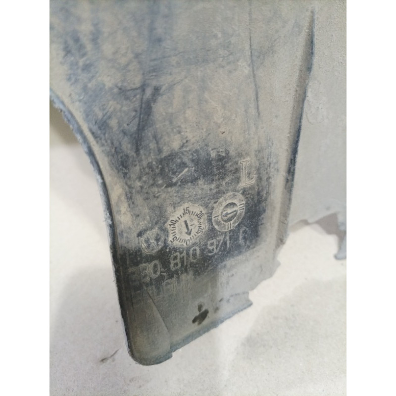 Подкрылок (кузов и элементы) Volkswagen Passat B5 2003 1.9 TDI 3b0810971f