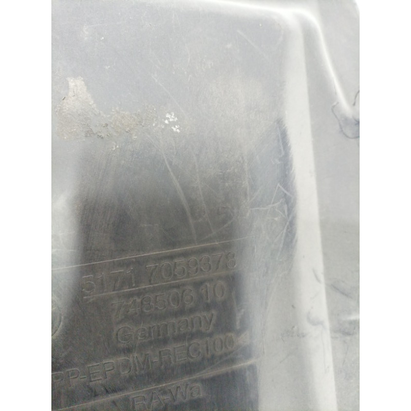 Подкрылок (кузов и элементы) BMW 3-series E90 2006 N46B20 51717059378