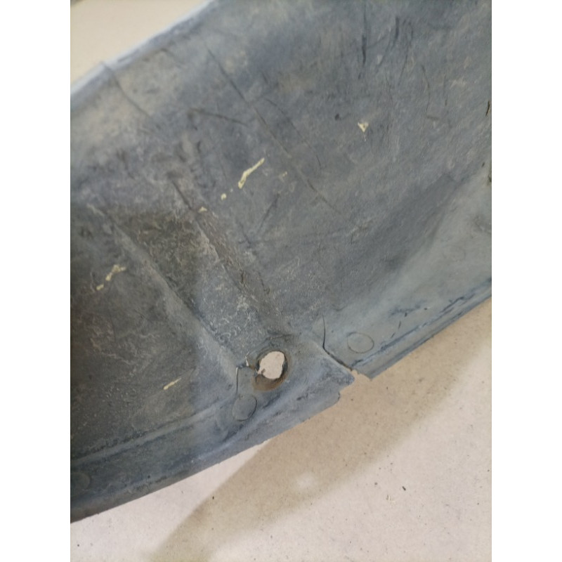 Подкрылок (кузов и элементы) BMW 7-series E32 1990 M70b50 51711908001