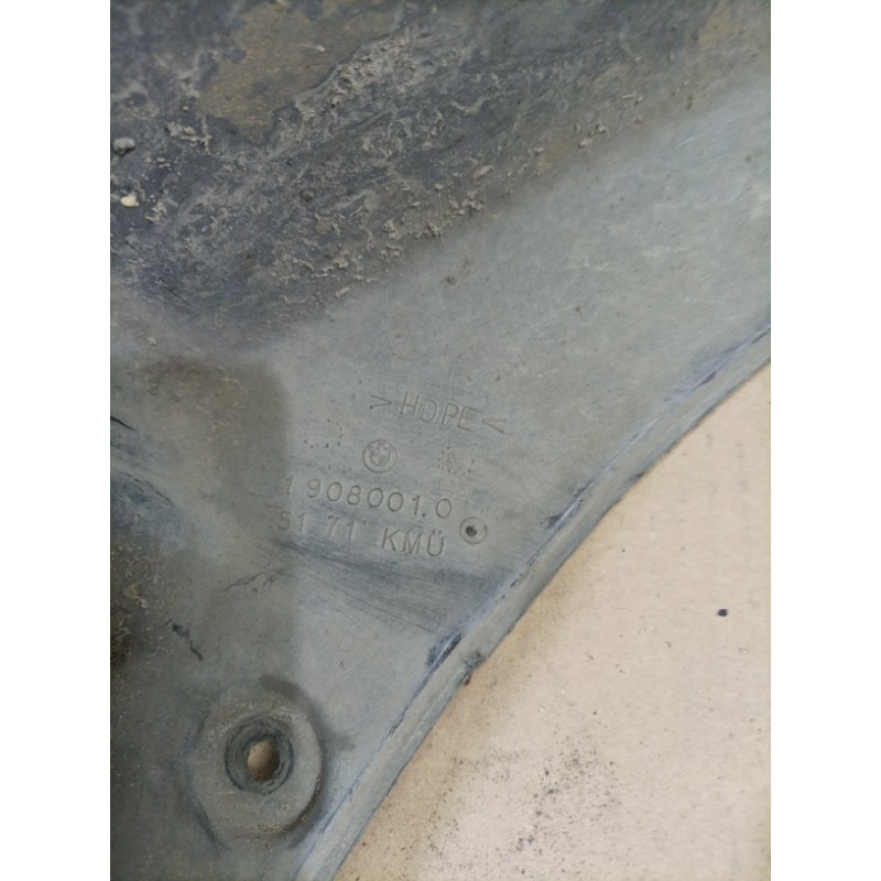 Подкрылок (кузов и элементы) BMW 7-series E32 1990 M70b50 51711908001