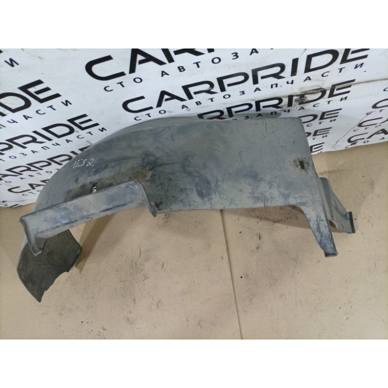 Подкрылок (кузов и элементы) BMW 7-series E32 1990 M70b50 51711908002