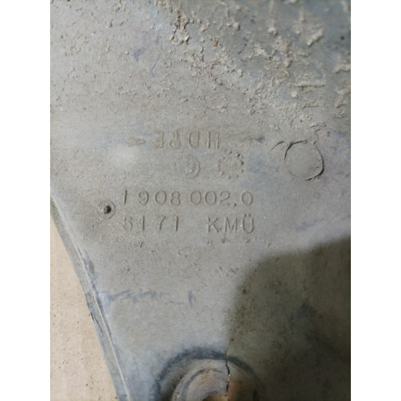 Подкрылок (кузов и элементы) BMW 7-series E32 1990 M70b50 51711908002