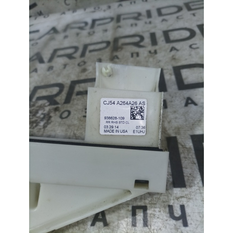 Направляющая стекла двери (кузов и элементы) FORD ESCAPE MK3 2014 1.6 cj54a264a26as