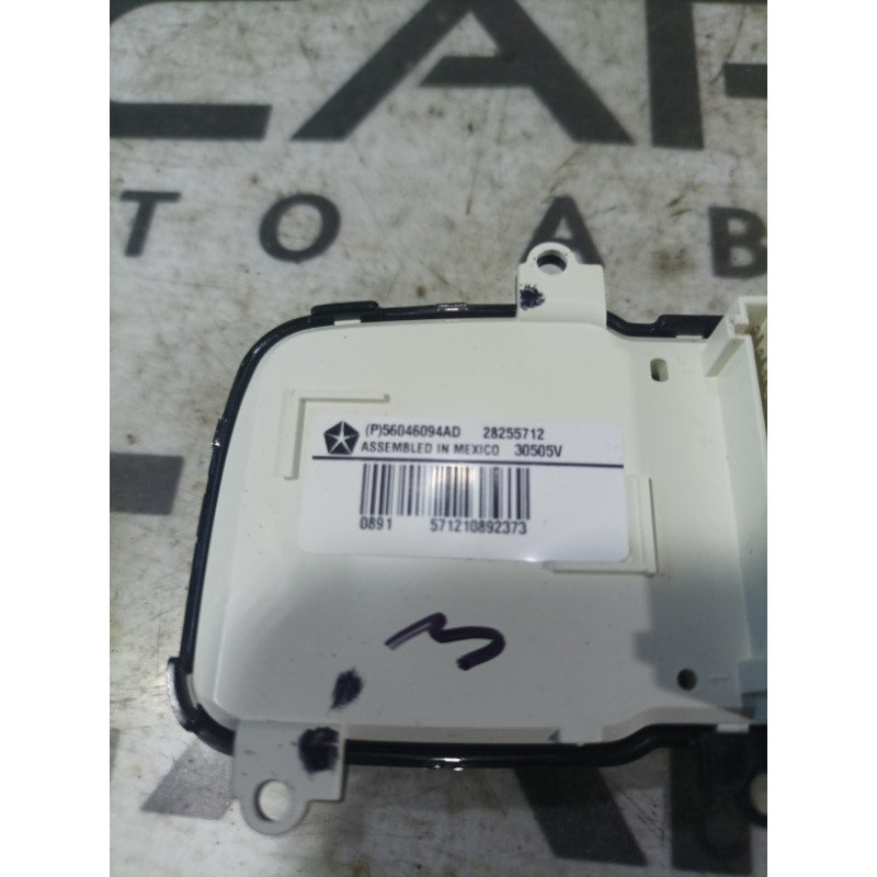 Кнопки руля (электрика / кнопки) Jeep Compass MK49 2011 2.4 56046094ad