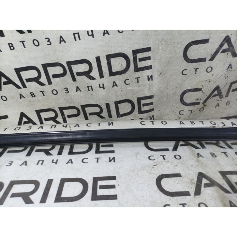 Молдинг стекла внутренний (наружные элементы кузова) Mini Cooper R53 S R53 2006 1.6 51327039865