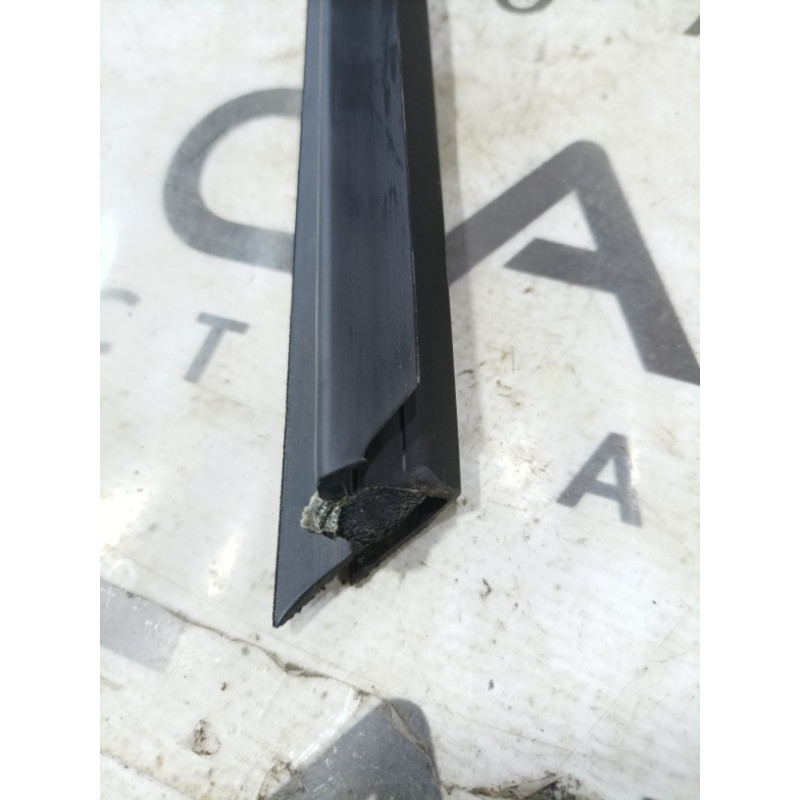 Молдинг стекла внутренний (наружные элементы кузова) KIA Optima TF 2015 2.4 822312T000