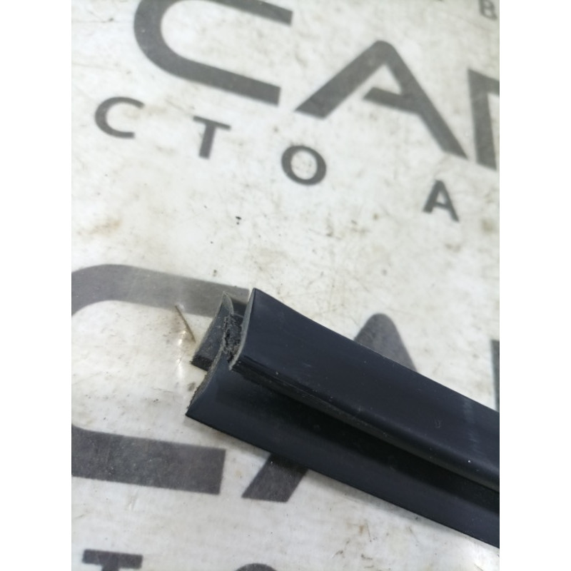 Молдинг стекла внутренний (наружные элементы кузова) KIA Optima TF 2015 2.4 822312T000