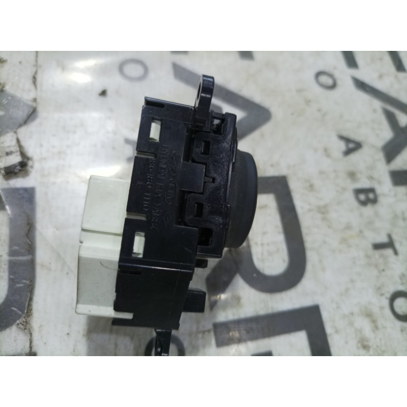 Кнопка регулировки зеркала (электрика / кнопки) KIA Optima TF 2015 2.4 935732T000