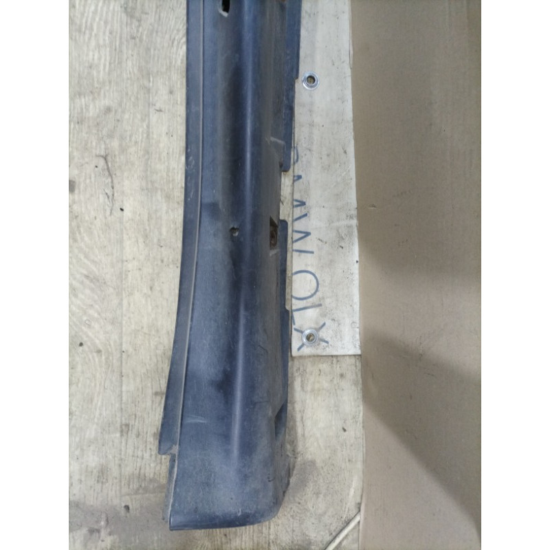 Накладка на порог (кузов и элементы) Nissan Juke F15 2013 1.6 768501KA6A