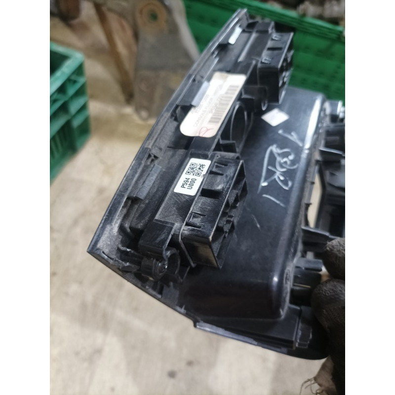 Пластик салона (салон) KIA Sorento UM 2013 2.4 933001u000