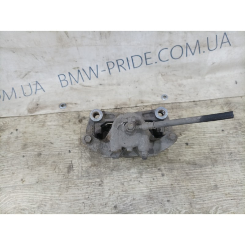 Гальмівний супорт (гальмівна система) Nissan Juke F15 2013 1.6 41011ET00A