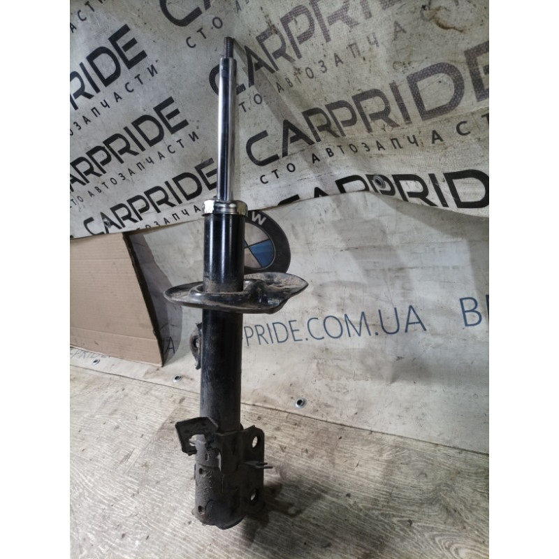 Амортизатор (подвеска) Nissan Juke F15 2013 1.6 339755