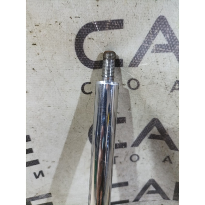 Амортизатор (подвеска) Nissan Juke F15 2013 1.6 339755