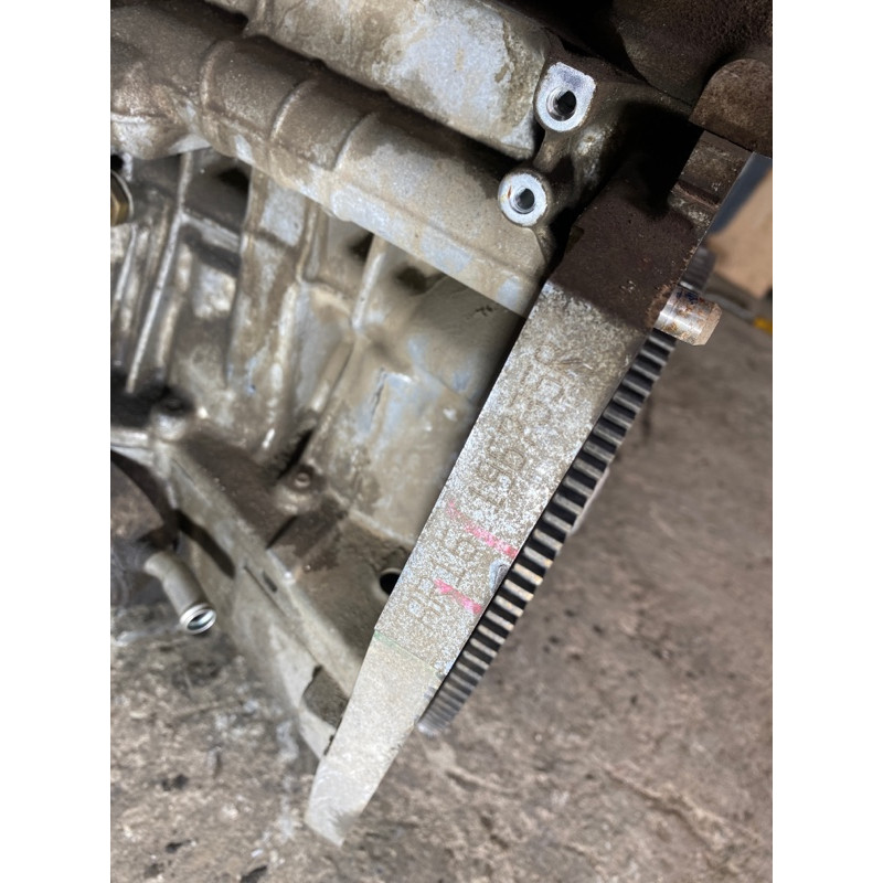 Двигатель (двигатель и элементы) Nissan Juke F15 2013 1.6 10102BA60A