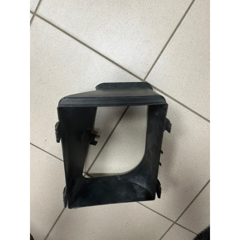 Воздуховод радиатора (кузов и элементы) BMW 5-series E39 1999 M51d25 17 21 2 246 026