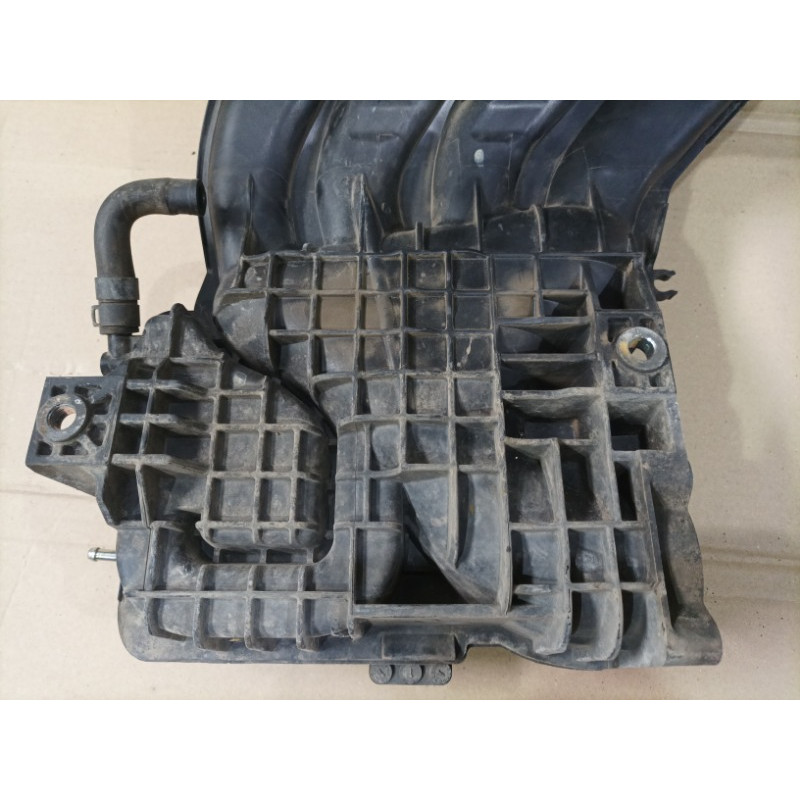 Коллектор впускной (впускная система) Nissan Juke F15 2013 1.6 140011KT0A