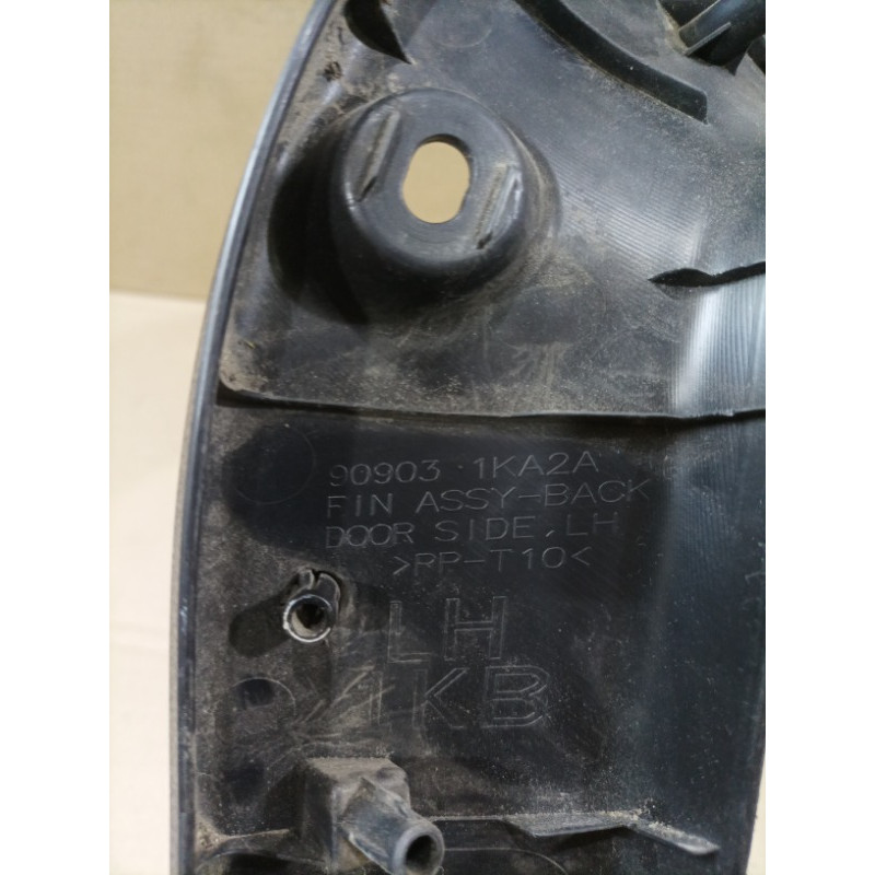 Обшивка крышки багажника (салон) Nissan Juke F15 2013 1.6 909031ka2a
