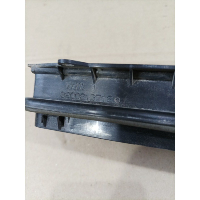 Клапан вентиляции салона (кузов и элементы) Nissan Juke F15 2013 1.6 8200213712b