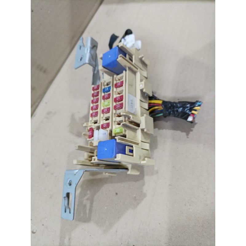 Блок предохранителей (электрика) Nissan Juke F15 2013 1.6 243111HA0A