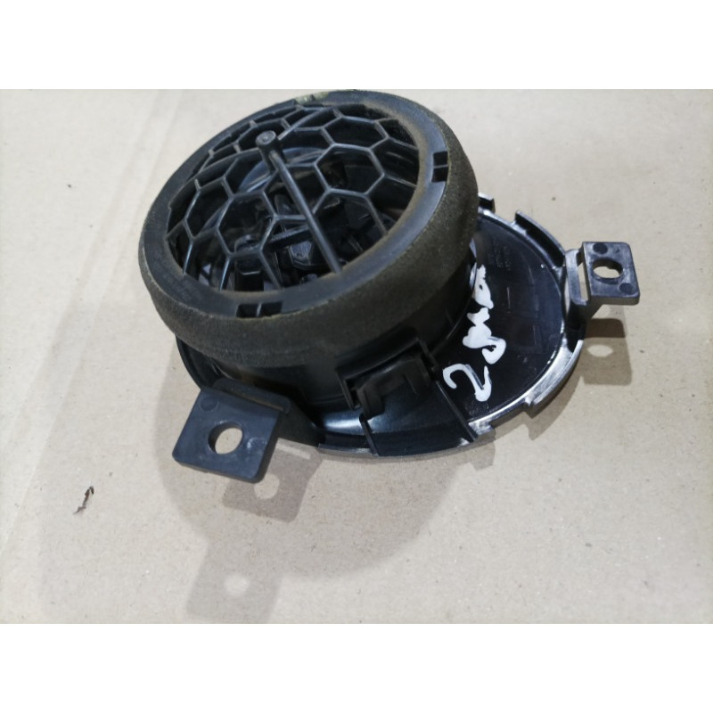 Дефлектор воздуховода (салон) Nissan Juke F15 2013 1.6 687611KE0A