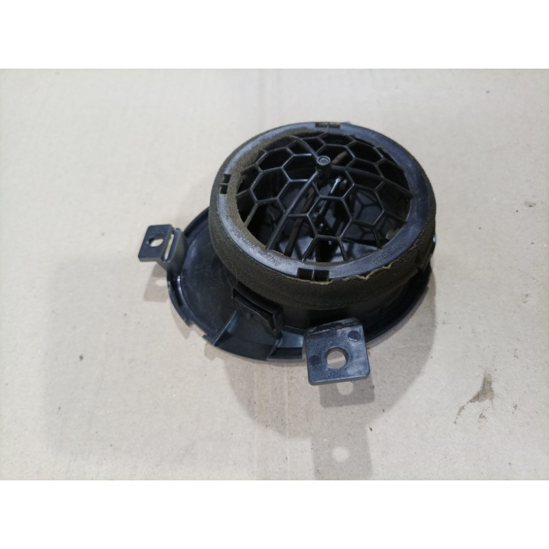 Дефлектор воздуховода (салон) Nissan Juke F15 2013 1.6 687601KE0A