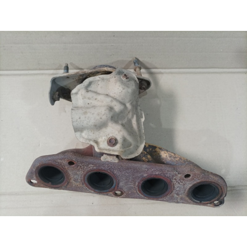 Коллектор выпускной (выпускная система) Nissan Juke F15 2013 1.6 140021KT0A