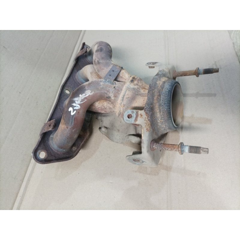 Коллектор выпускной (выпускная система) Nissan Juke F15 2013 1.6 140021KT0A