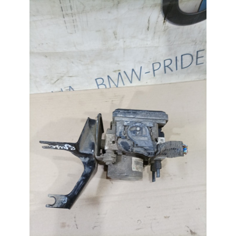 Блок abs (тормозная система) Nissan Juke F15 2013 1.6 476601kk0b