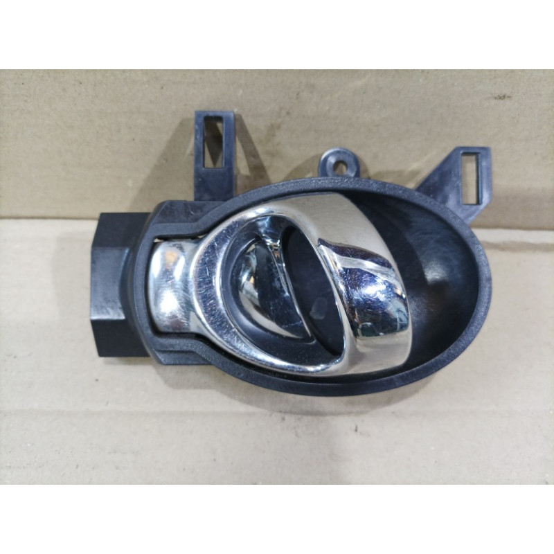 Ручка двери внутренняя (салон) Nissan Juke F15 2013 1.6 806701HA0B
