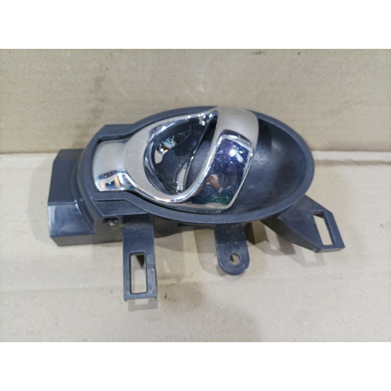 Ручка двери внутренняя (салон) Nissan Juke F15 2013 1.6 806711HA0B