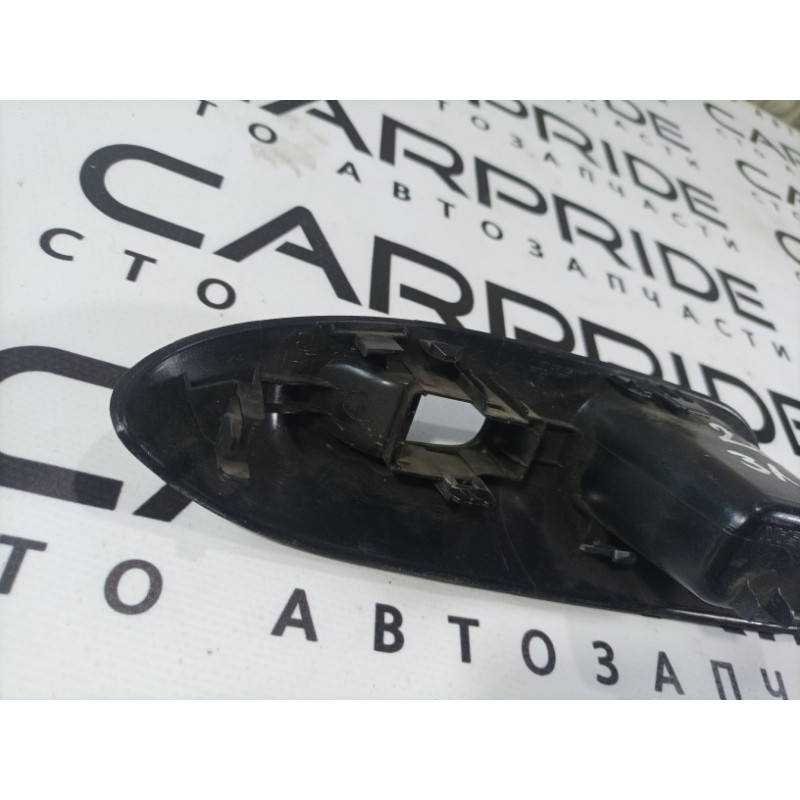 Накладка кнопок стеклоподъемника (салон) Nissan Juke F15 2013 1.6 829611ka2a