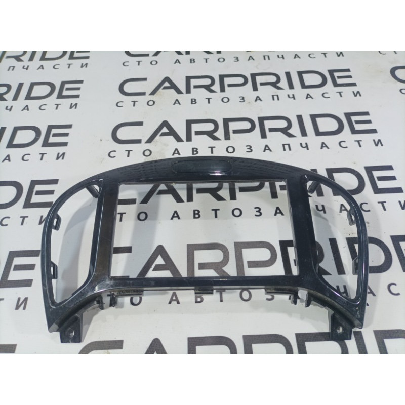 Декоративна накладка торпеди (салон) Nissan Juke F15 2013 1.6 682601ke0a